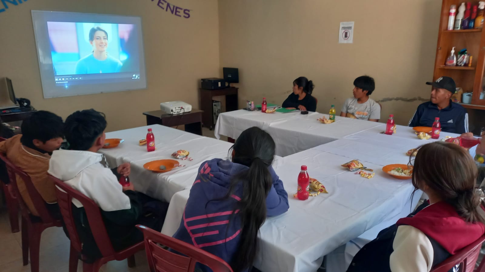 Taller formativo con jóvenes de la Fundación Amistad en Sucre